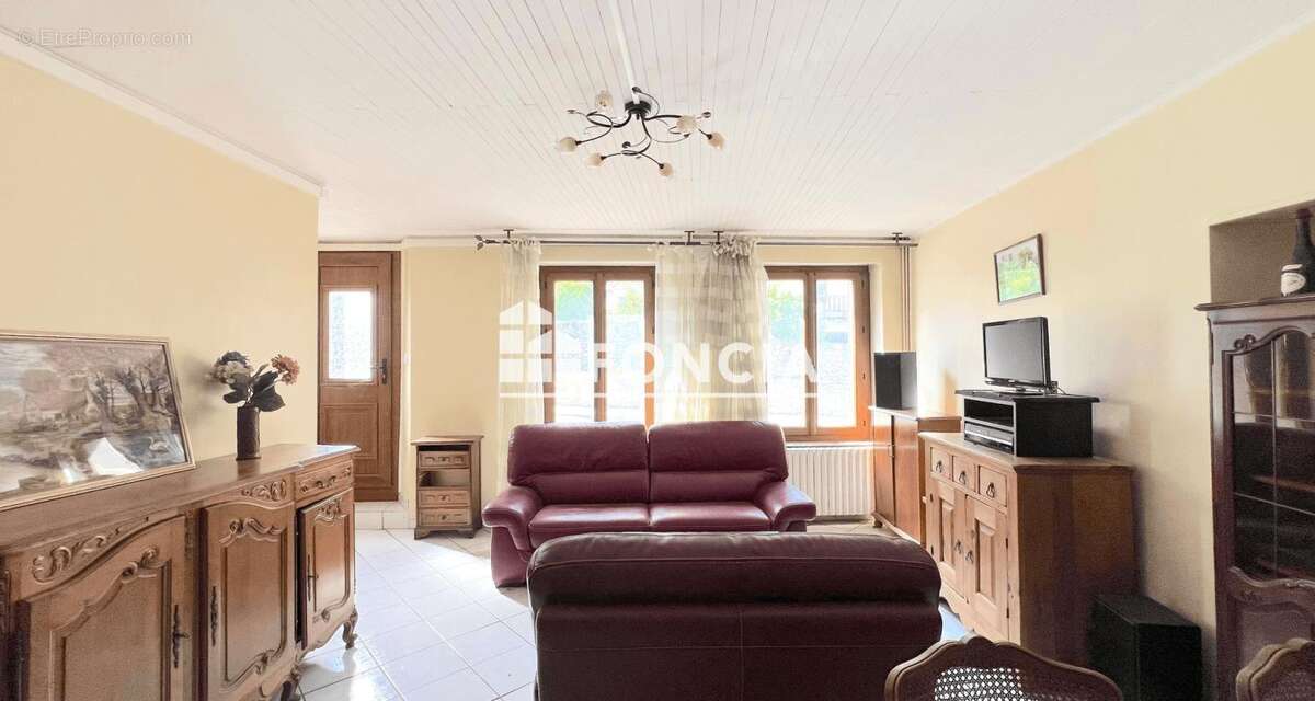 Jolie maison de ville avec exterieur - crolles - photo 8