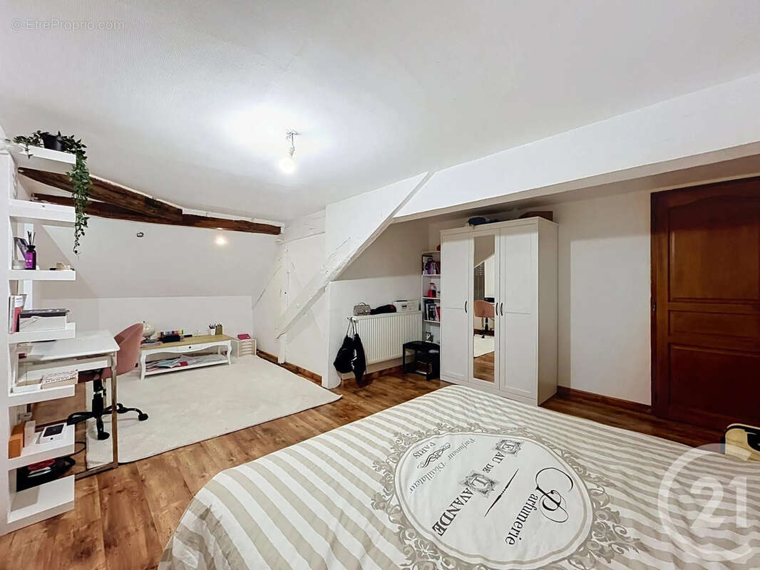 Maison 266 m² à Villery  - photo 15