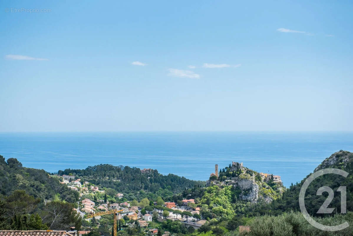 Appartement à EZE