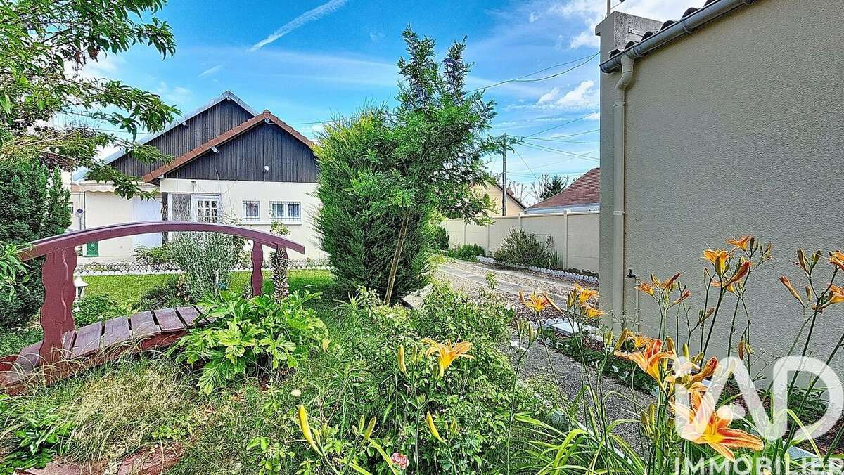 Photo 4 - Maison à SAINT-ETIENNE-DU-ROUVRAY