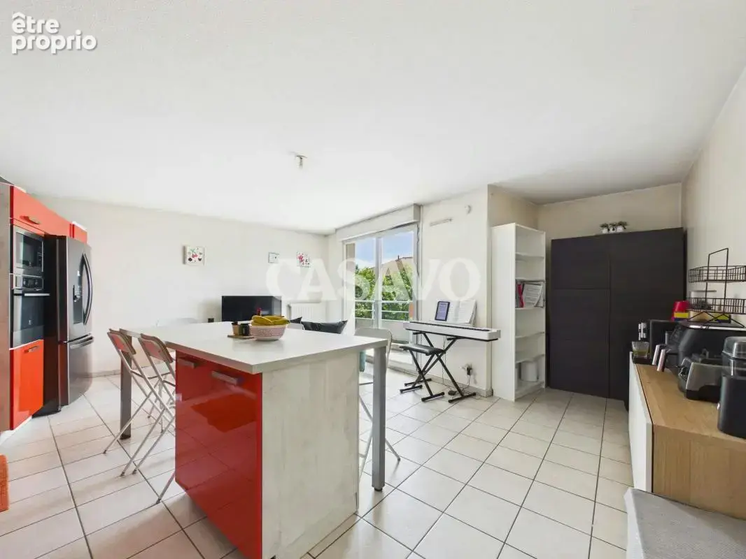 Appartement à DECINES-CHARPIEU
