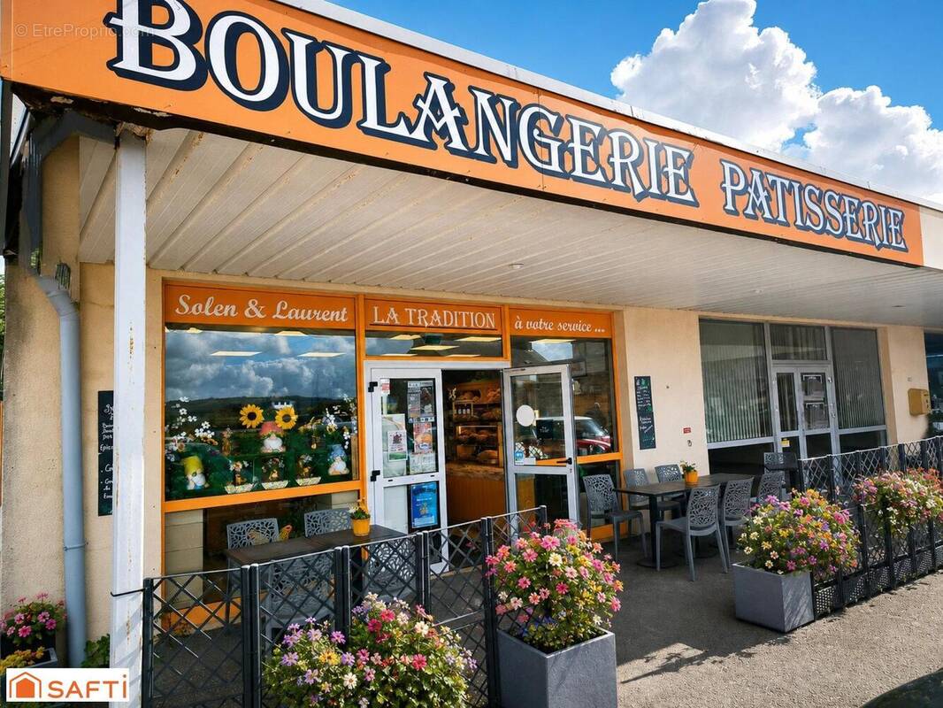 Photo 1 - Commerce à PLOUGONVEN