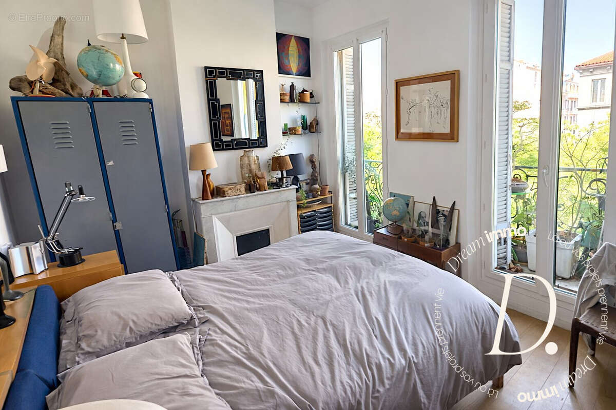 Appartement à MARSEILLE-6E