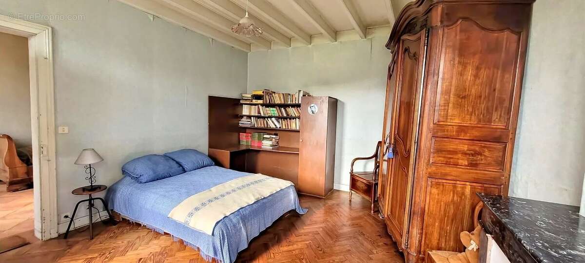 Maison à SAINT-DENIS-DE-PILE