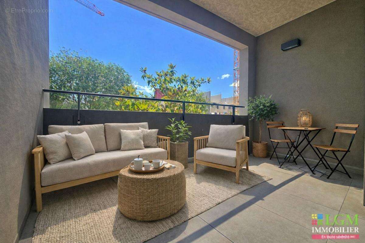 Appartement à LATTES