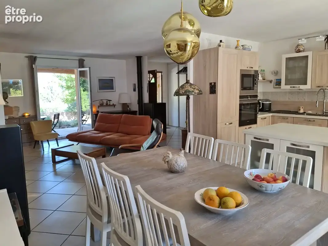 A Régusse Villa de 104m2 avec piscine et garage - photo 8
