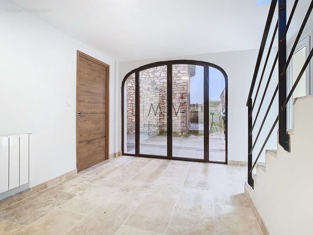 Maison à ROUSSILLON