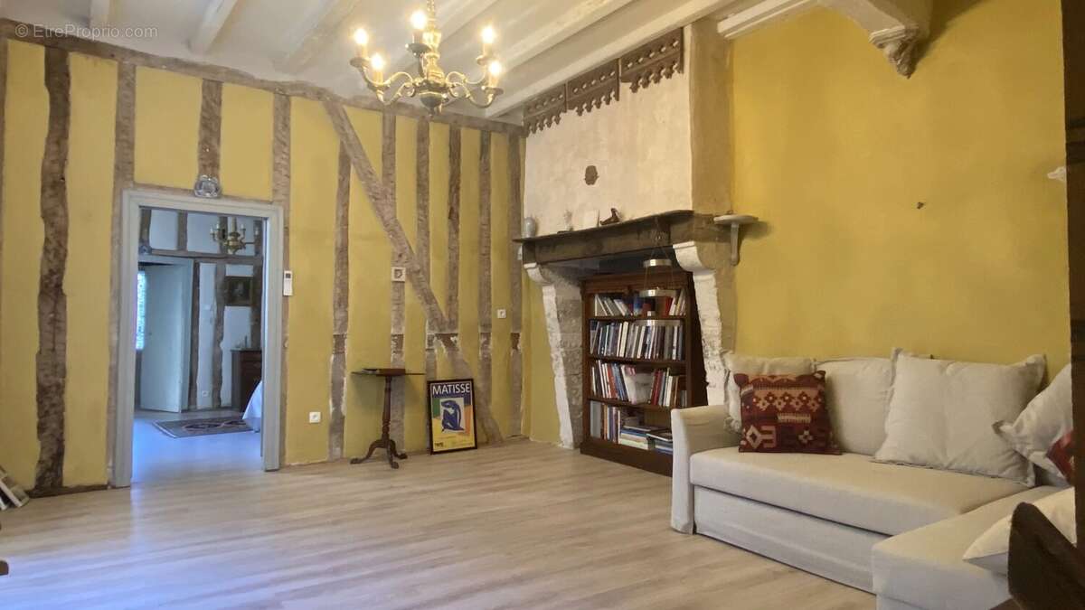 Maison à CASTILLONNES