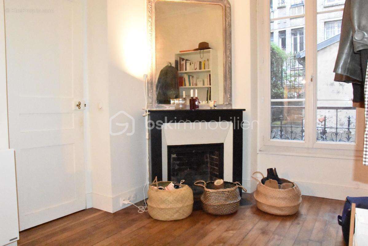 Appartement à PARIS-15E