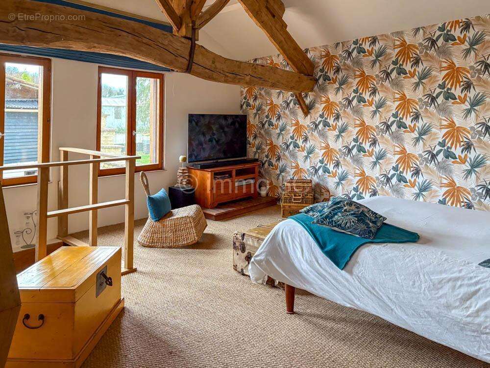 Maison à CHEF-BOUTONNE