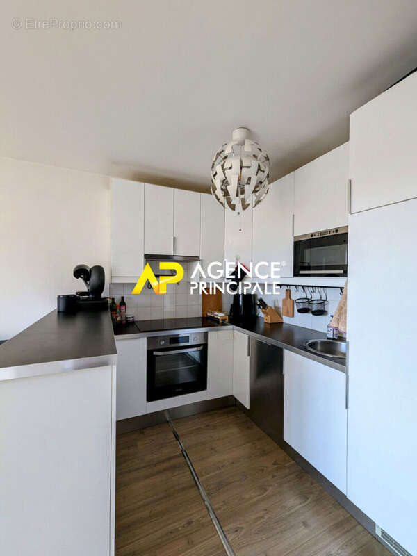 Appartement à SARTROUVILLE