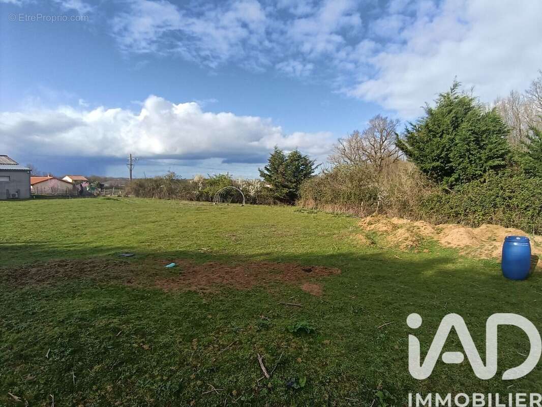 Photo 4 - Terrain à ARGENTON-CHATEAU