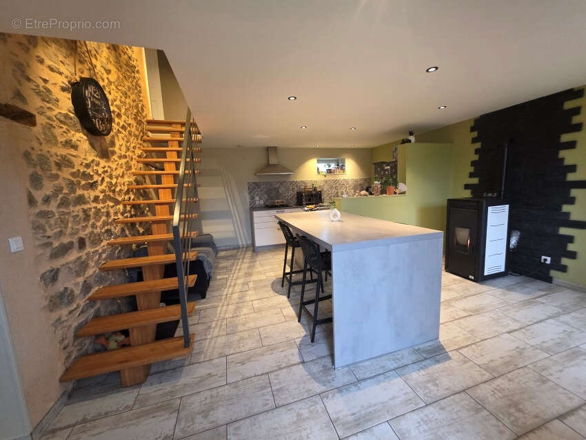 Maison à SAINTE-CHRISTINE