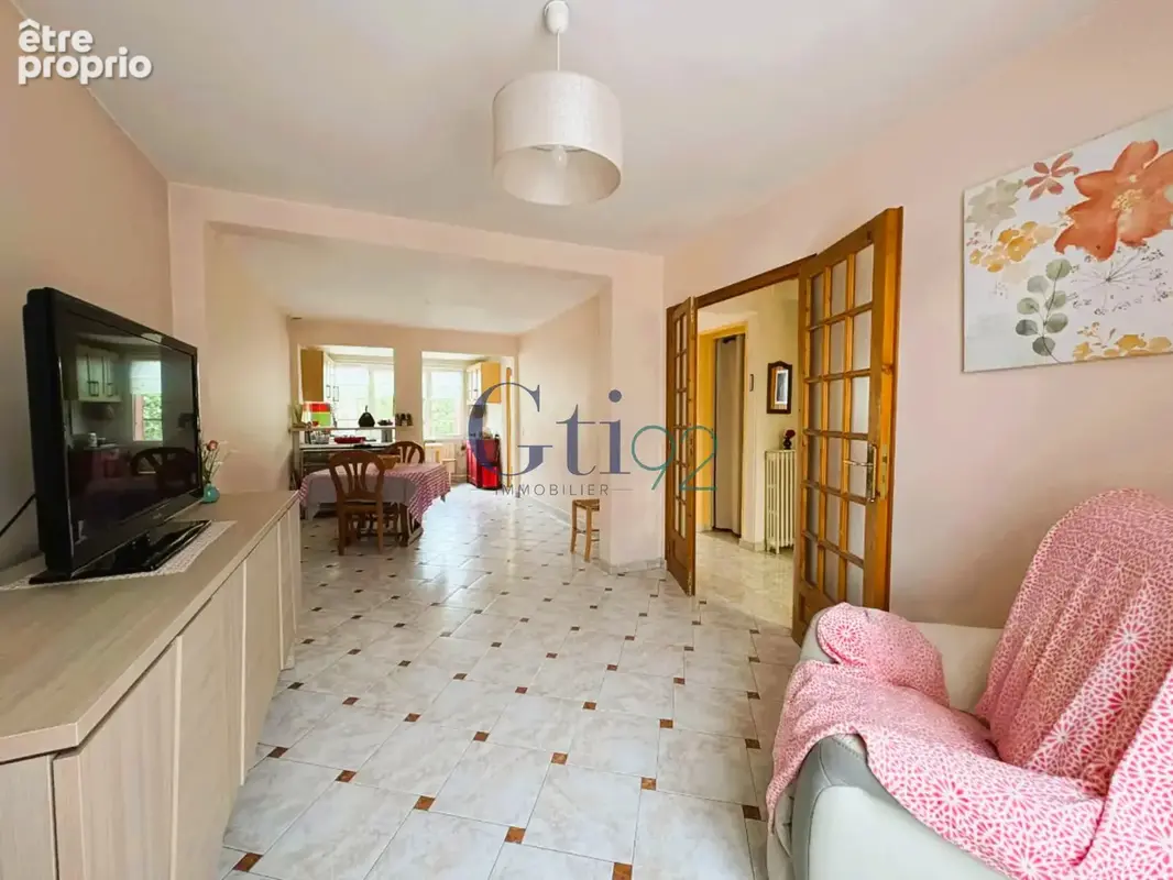 Maison familiale avec une belle emprise au sol et fort potenteil - photo 4