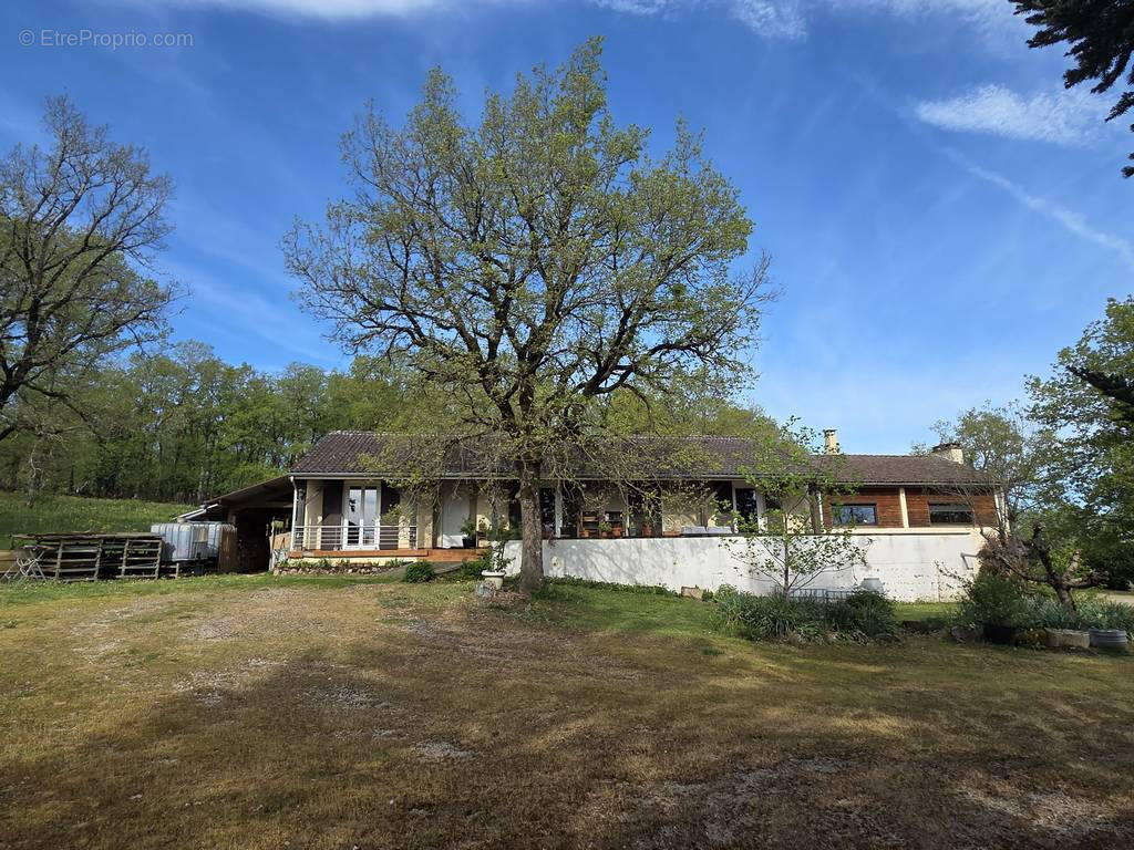 Maison à VILLENEUVE