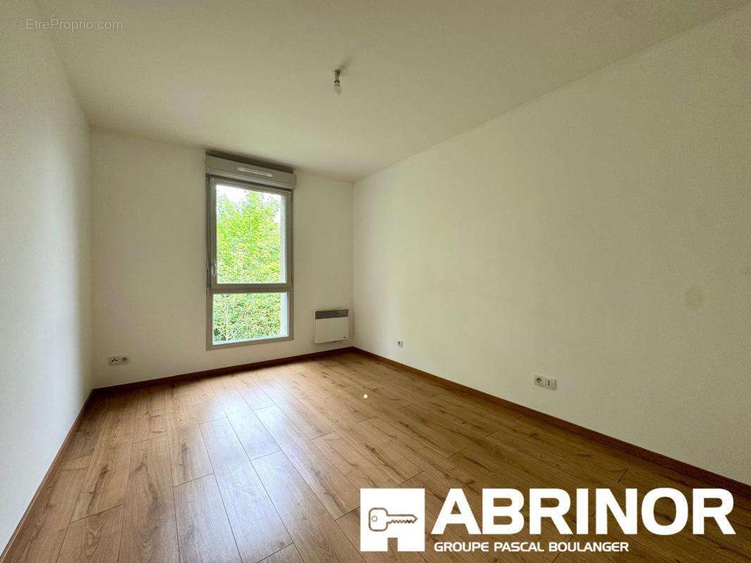 Appartement T3 récent avec balcon et parking – Résidence de standing - photo 4
