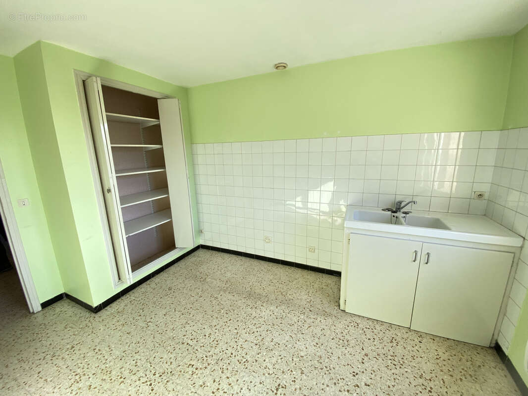 Appartement à SAINT-PRIVAT-DES-VIEUX