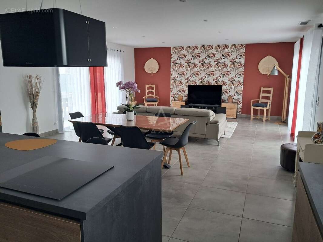 Maison à MIOS
