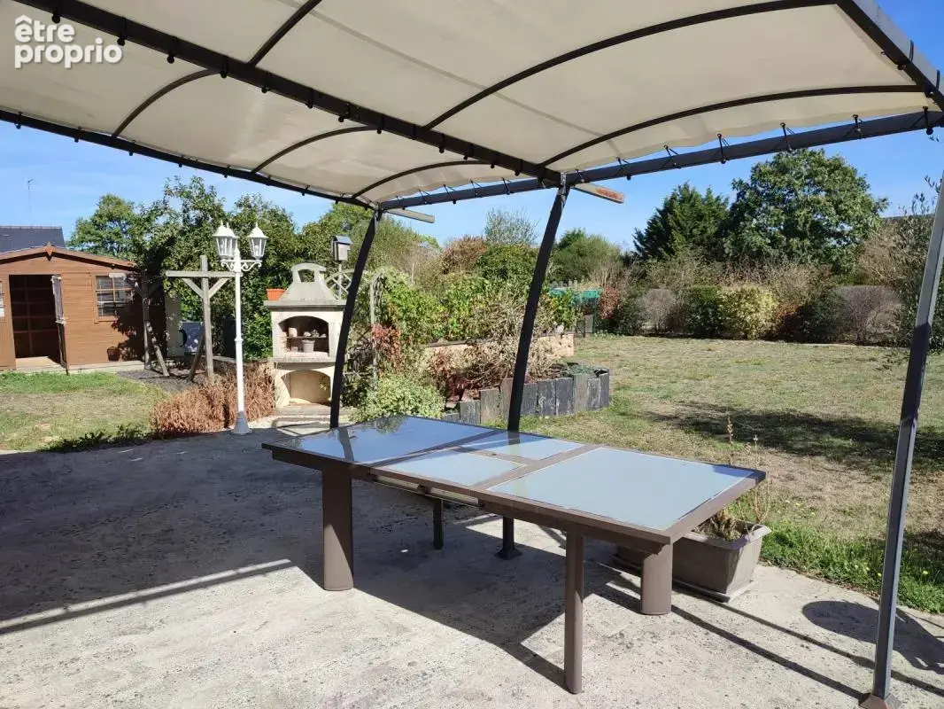 Maison 5 CHs, Bureau, Garage proche bourg - photo 17