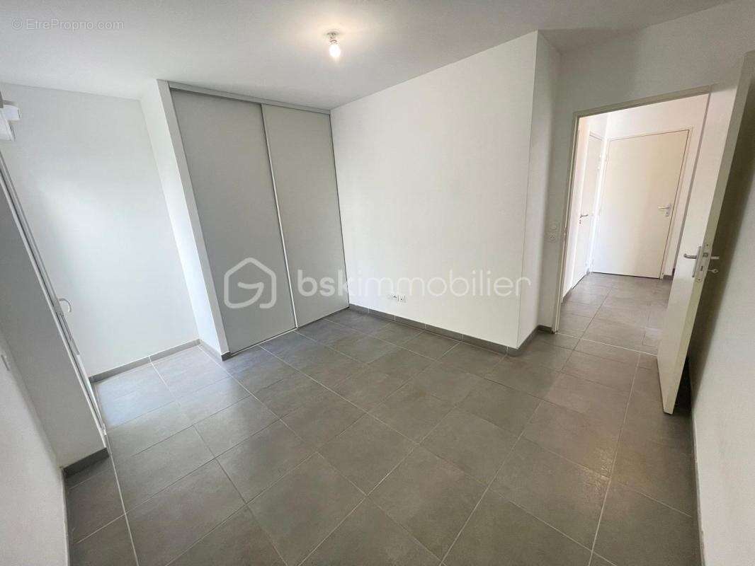 Appartement de type 4 avec terrasse et box privatif à Martigues Jonquière - photo 6