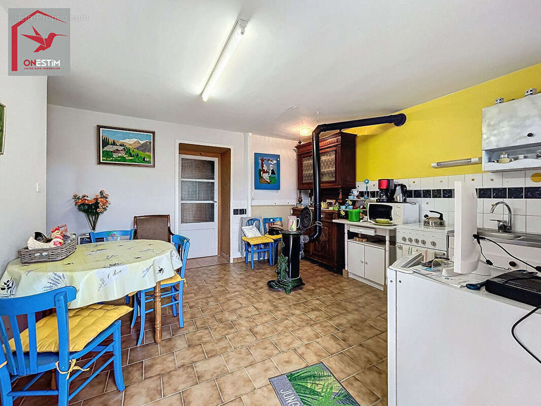 Maison à NOIRETABLE