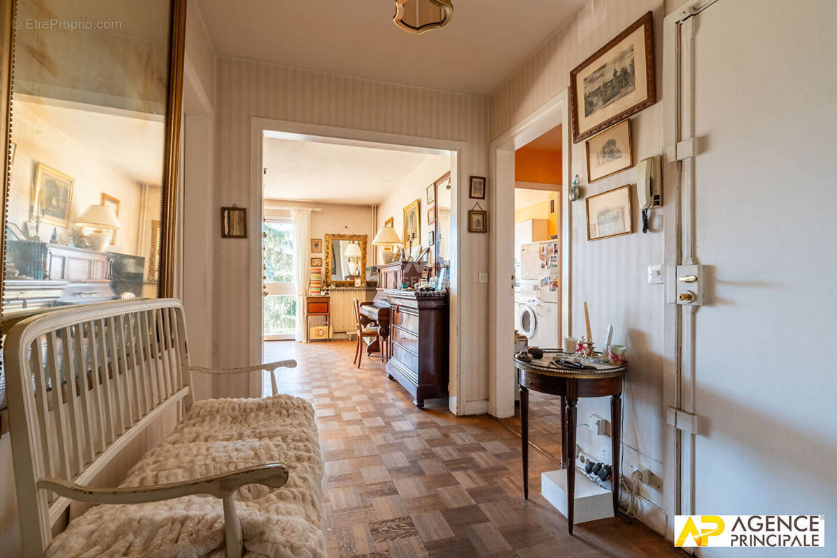 Appartement à MAISONS-LAFFITTE