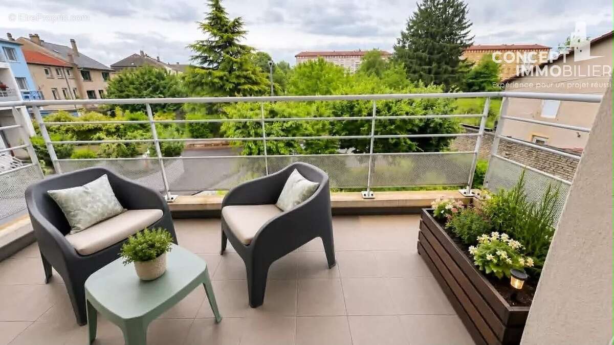 Appartement F3 à vendre, balcon,  box en sous sol - photo 7