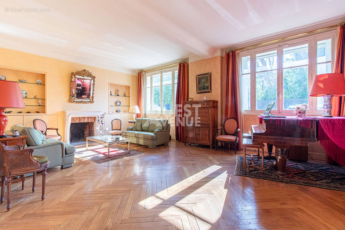 Appartement à BOULOGNE-BILLANCOURT