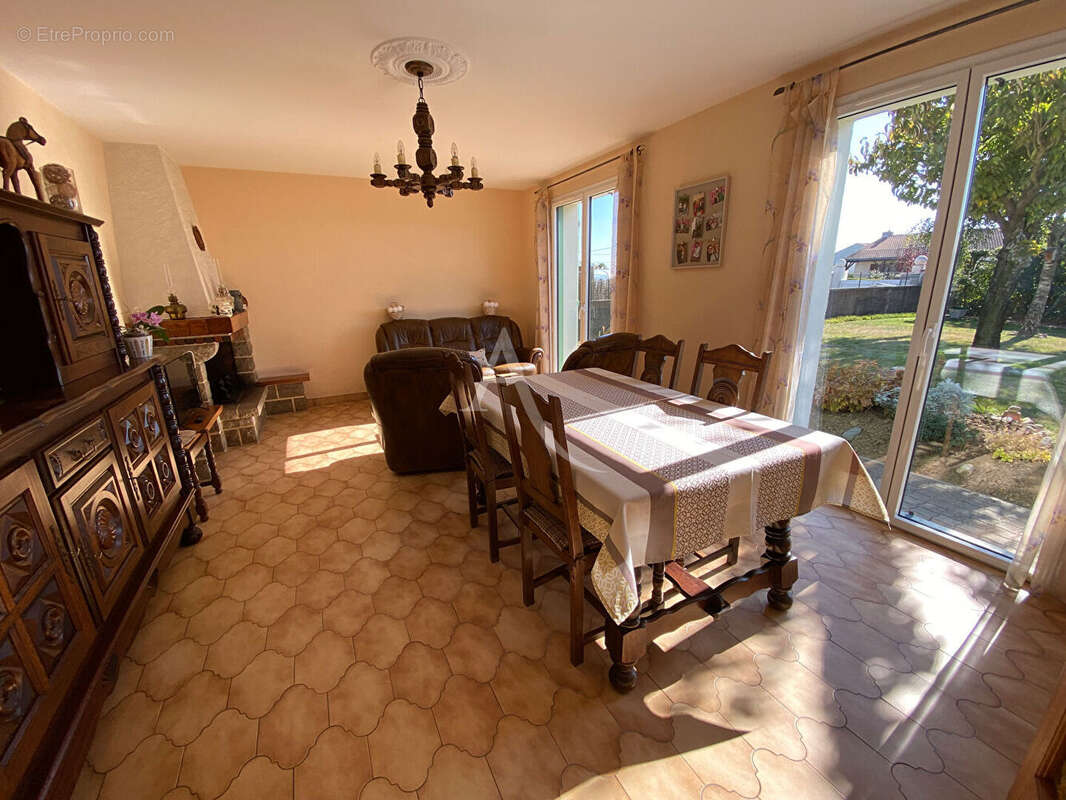 Maison à LA CHEVROLIERE