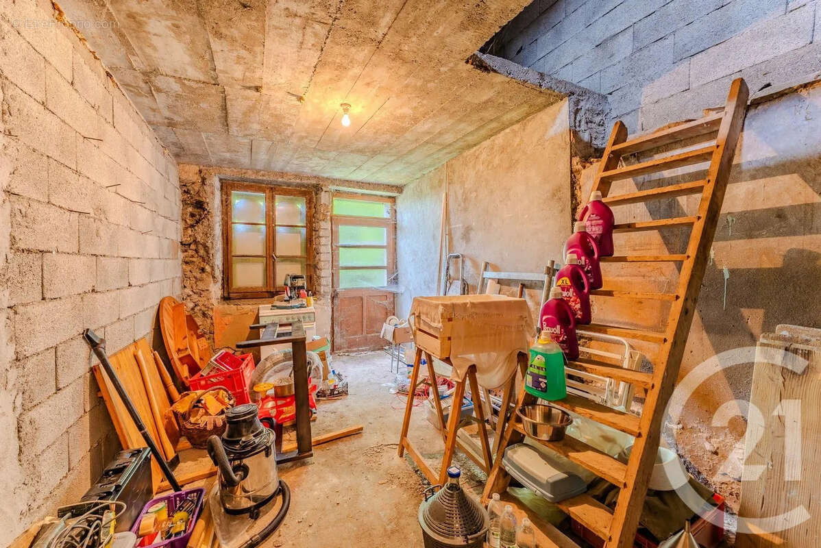 Maison à THOLLON-LES-MEMISES