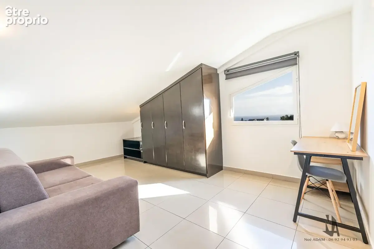 Appartement T4 de 100m2 -vue mer panoramique-la Bretagne Saint-Denis - photo 4