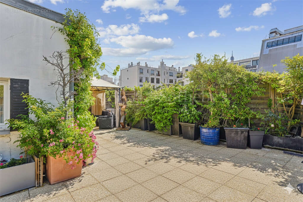 Maison à PARIS-16E