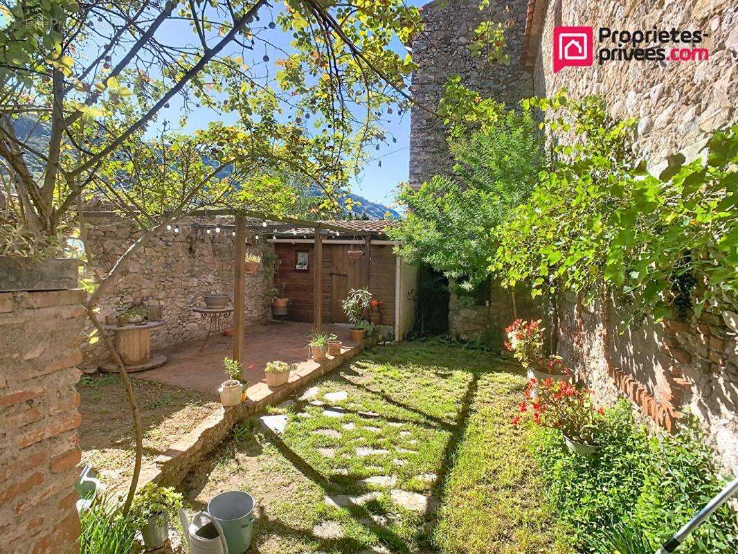 Maison à MOLIERES-CAVAILLAC