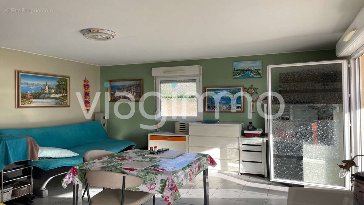 Appartement à MARSEILLE-15E