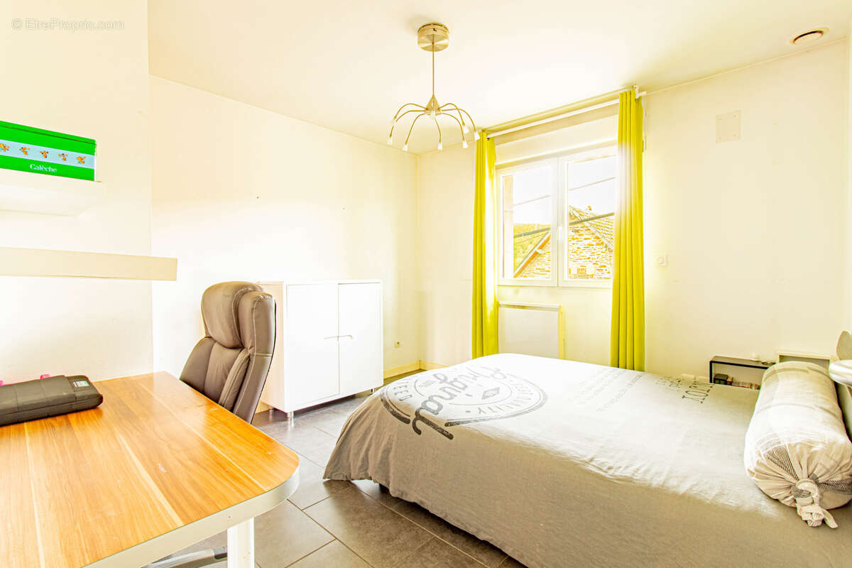 Maison à NOUZONVILLE