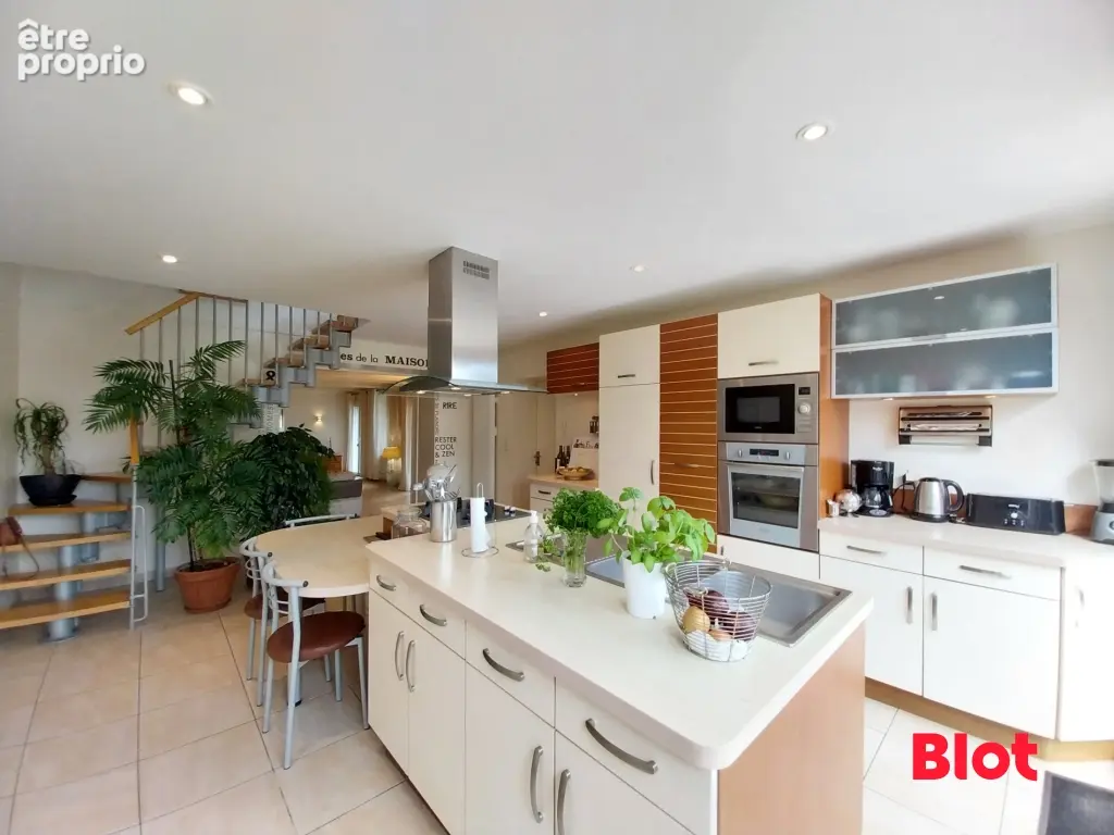 Maison 5 pièces 154 m² à vendre à Saint-Guinoux (35430) - photo 3