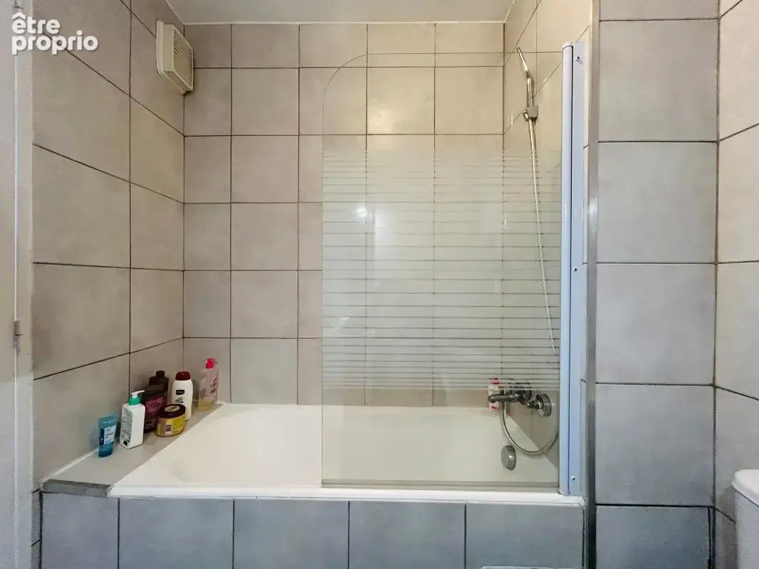 A la vente T1 rénové vue mer entre le Cabot et Mazargues 13009 Marseille - photo 3