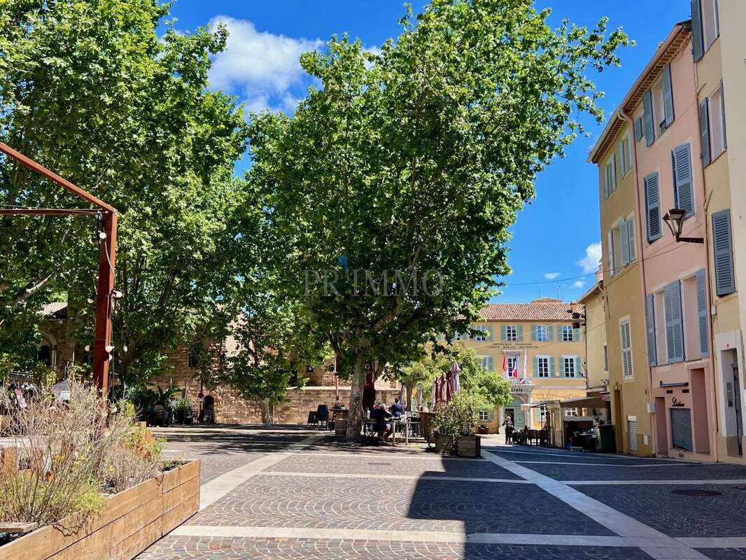 Appartement à FREJUS