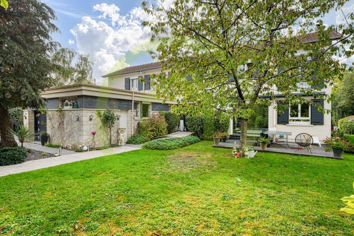 Maison à L'ISLE-ADAM