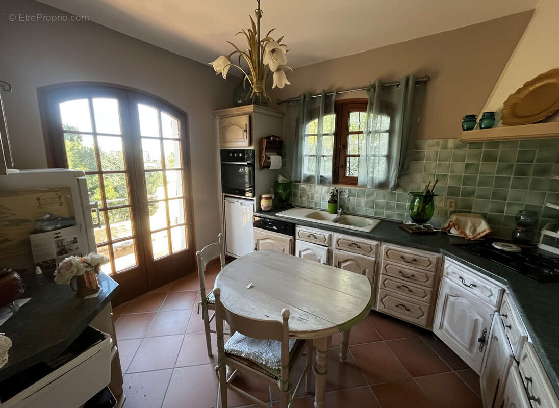 Maison à SIX-FOURS-LES-PLAGES
