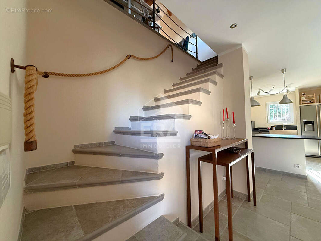 Maison à LES PENNES-MIRABEAU