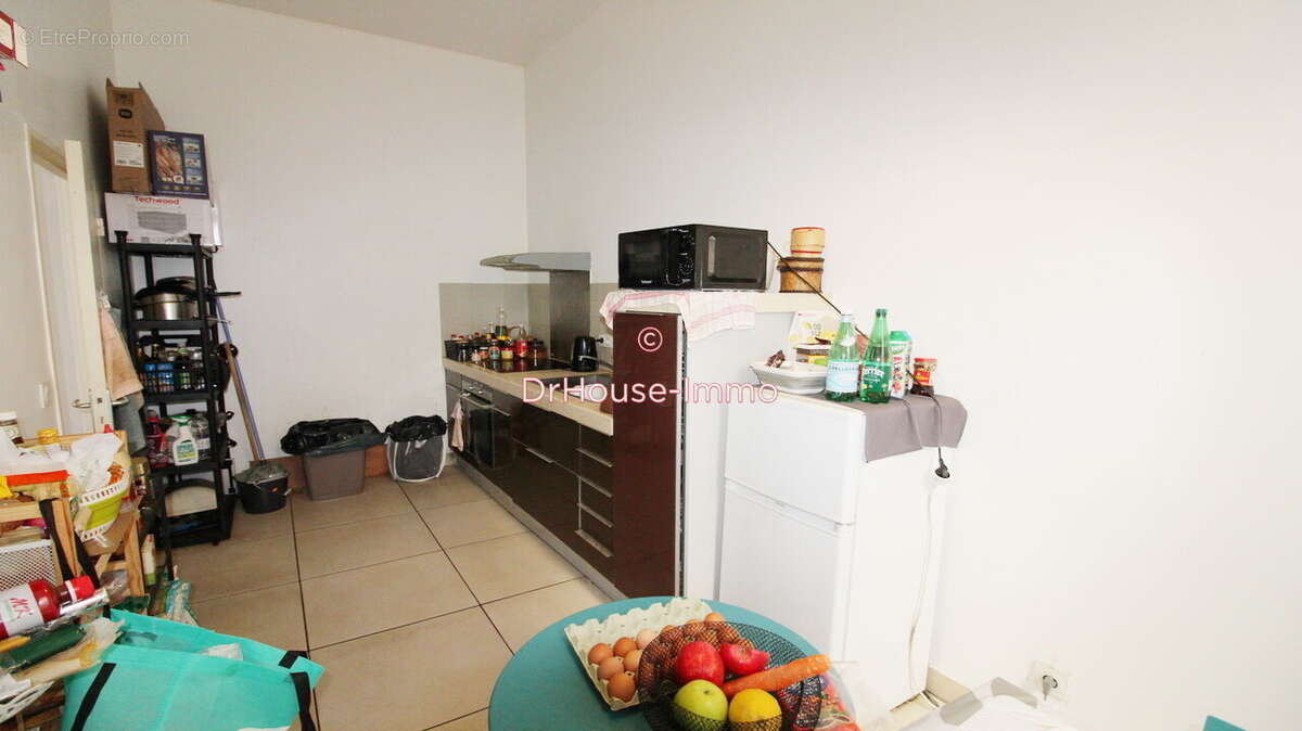 Appartement à MARSEILLE-1E