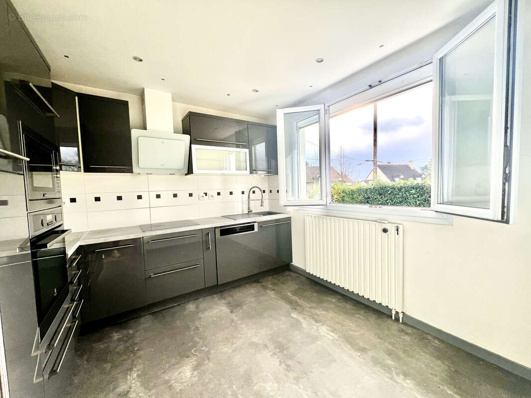 Maison à LONGPONT-SUR-ORGE