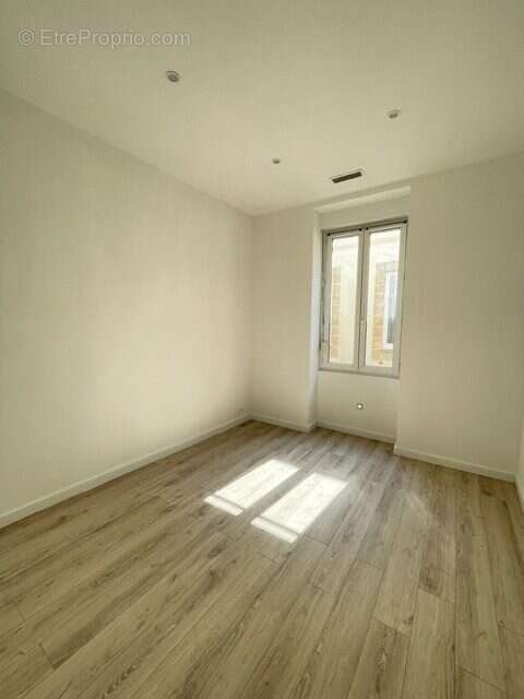 Appartement 65 m² à Nimes  - photo 4