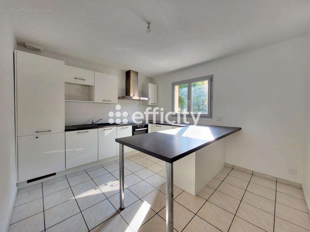 Maison 104 m² à Oullins  - photo 8