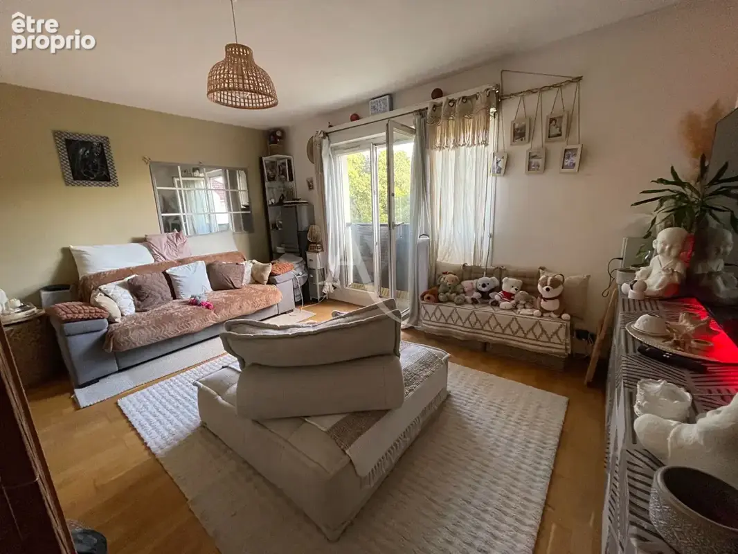 TORCY  Centre Ville - Studio 30 m² - photo 2
