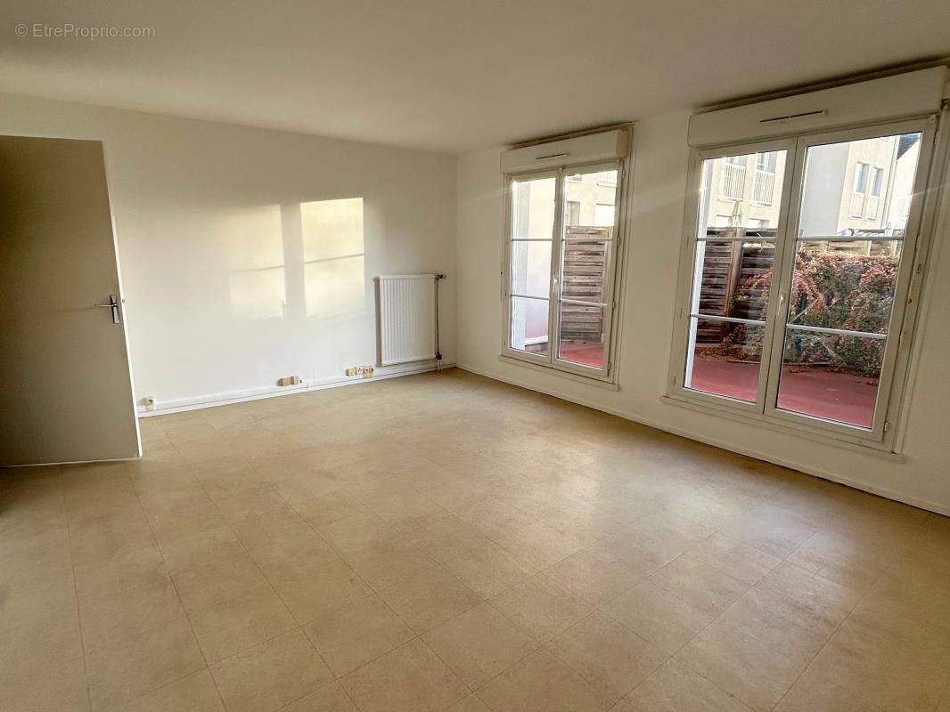 Appartement à ERAGNY