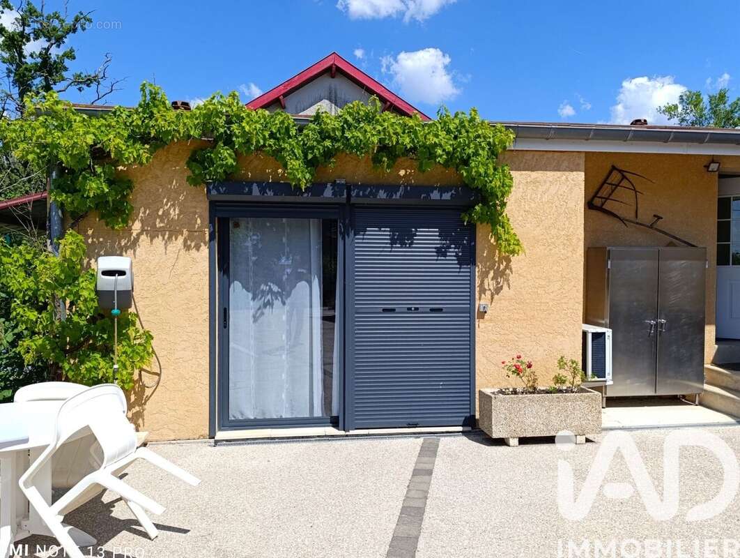 Maison 171 m² à Chatillon-Sur-Broue  - photo 9
