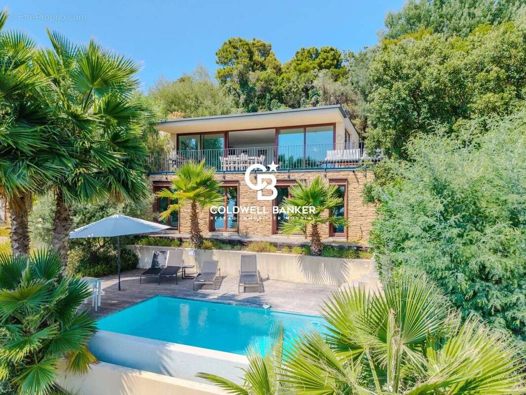 Maison à RAYOL-CANADEL-SUR-MER