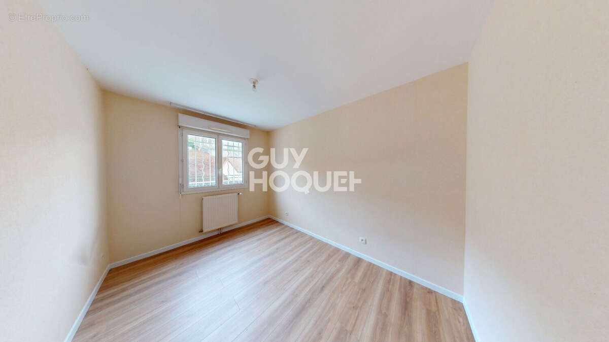 Appartement à ALLONZIER-LA-CAILLE